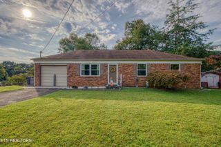 6400 Mill Creek Lane, Knoxville, TN 37921
