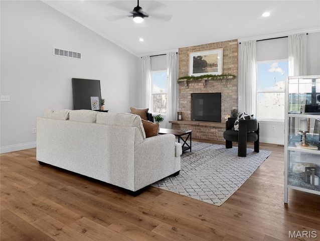 3525 Weatherby Lane, Farmington, MO 63640