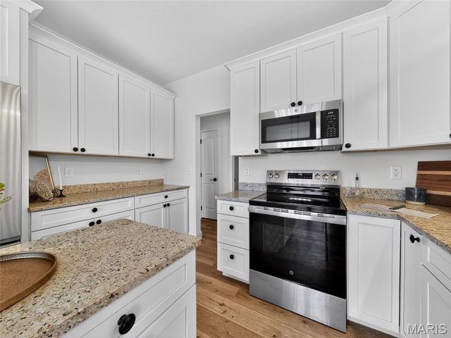 3525 Weatherby Lane, Farmington, MO 63640