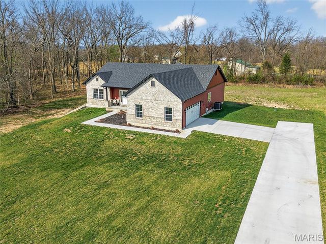 3525 Weatherby Lane, Farmington, MO 63640
