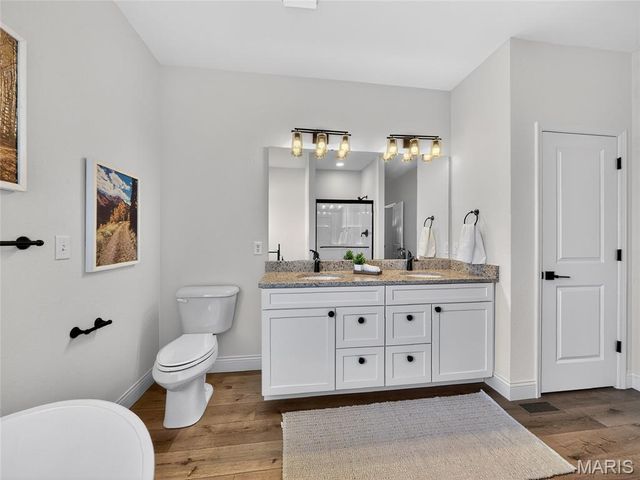 3525 Weatherby Lane, Farmington, MO 63640