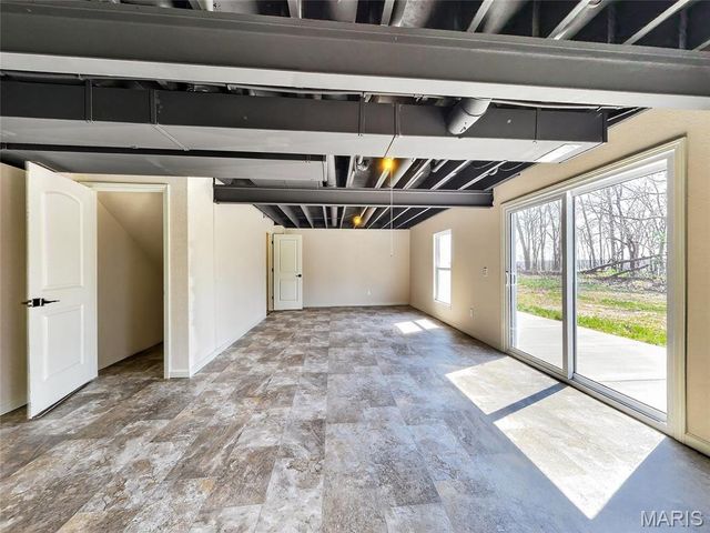 3525 Weatherby Lane, Farmington, MO 63640