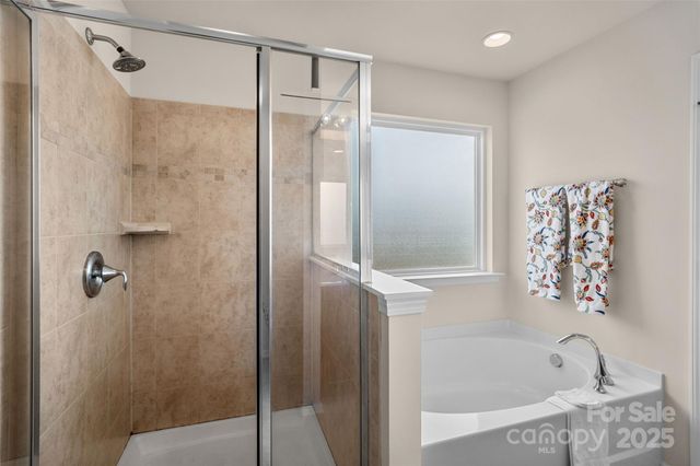 12421 Dove Meadow Drive, Charlotte, NC 28278