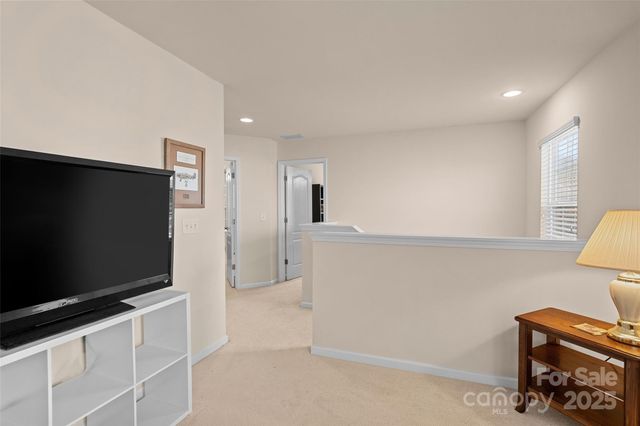 12421 Dove Meadow Drive, Charlotte, NC 28278