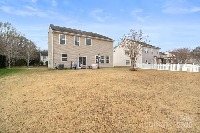 12421 Dove Meadow Drive, Charlotte, NC 28278