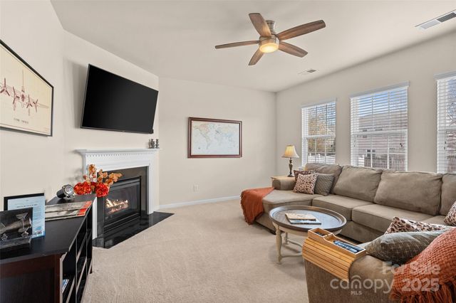 12421 Dove Meadow Drive, Charlotte, NC 28278