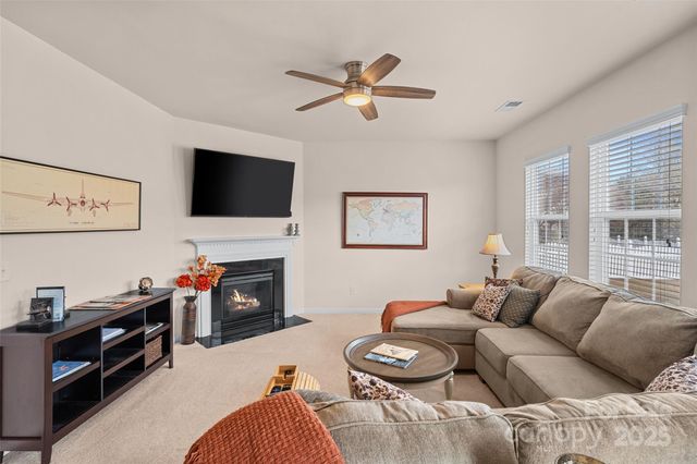 12421 Dove Meadow Drive, Charlotte, NC 28278