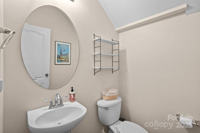 12421 Dove Meadow Drive, Charlotte, NC 28278