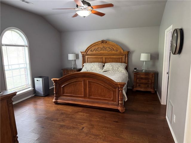 1710 Steele Road, Tontitown, AR 72762