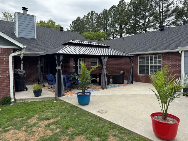 1710 Steele Road, Tontitown, AR 72762