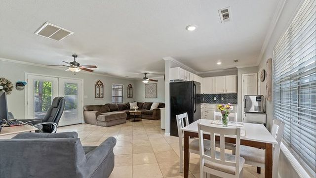 1710 Steele Road, Tontitown, AR 72762