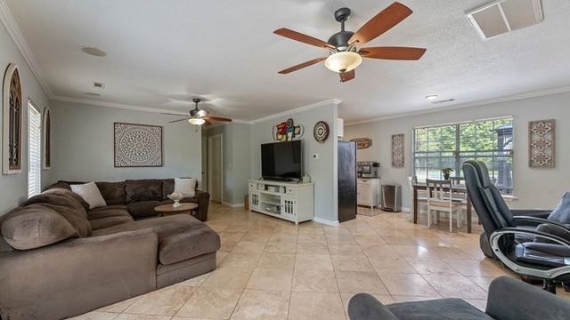 1710 Steele Road, Tontitown, AR 72762