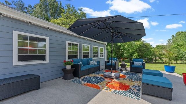 1710 Steele Road, Tontitown, AR 72762