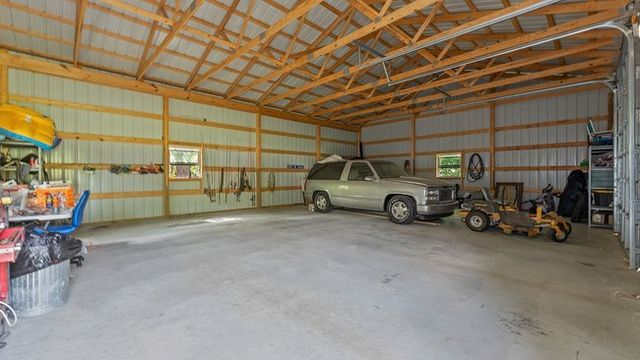 1710 Steele Road, Tontitown, AR 72762