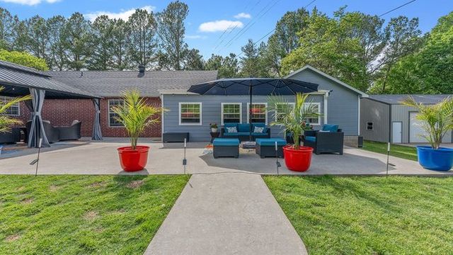1710 Steele Road, Tontitown, AR 72762