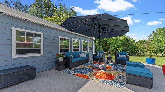 1710 Steele Road, Tontitown, AR 72762
