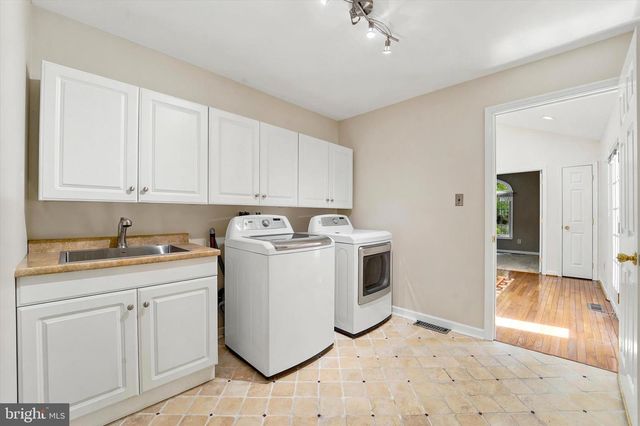 1980 TERWOOD RD, Huntingdon Valley, PA 19006
