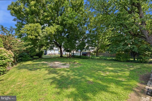 725 13TH AVE, Prospect Park, PA 19076