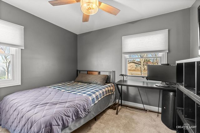 107 W Streamwood Boulevard, Streamwood, IL 60107