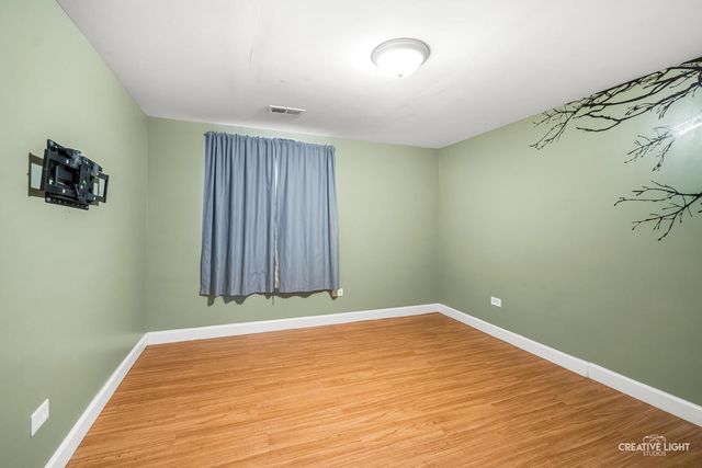 107 W Streamwood Boulevard, Streamwood, IL 60107