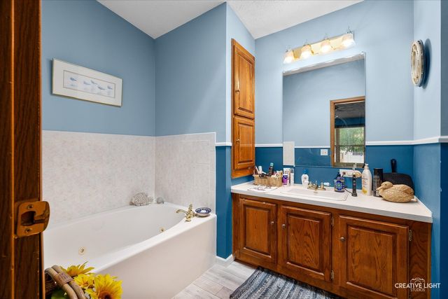 132 Cardinal Lane, Sandwich, IL 60548