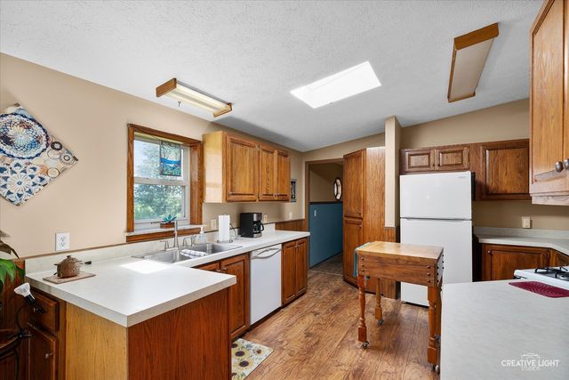 132 Cardinal Lane, Sandwich, IL 60548