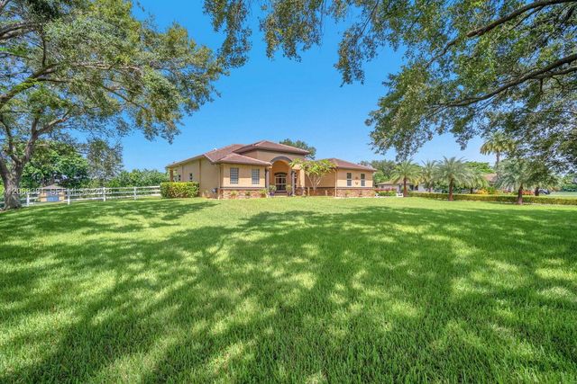 2979 SW 144th Terrace, Davie, FL 33330