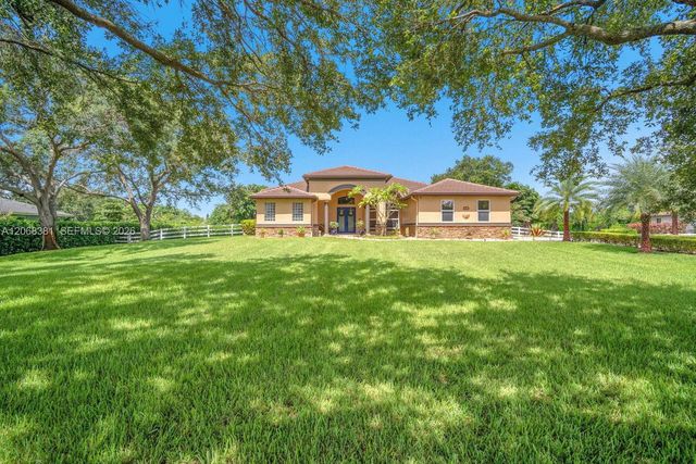 2979 SW 144th Terrace, Davie, FL 33330