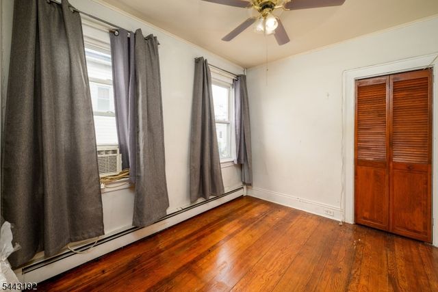 710 Mcgillvray Pl, Linden City, NJ 07036