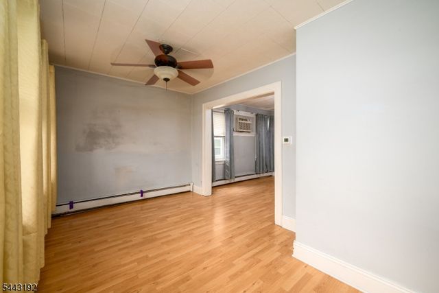 710 Mcgillvray Pl, Linden City, NJ 07036
