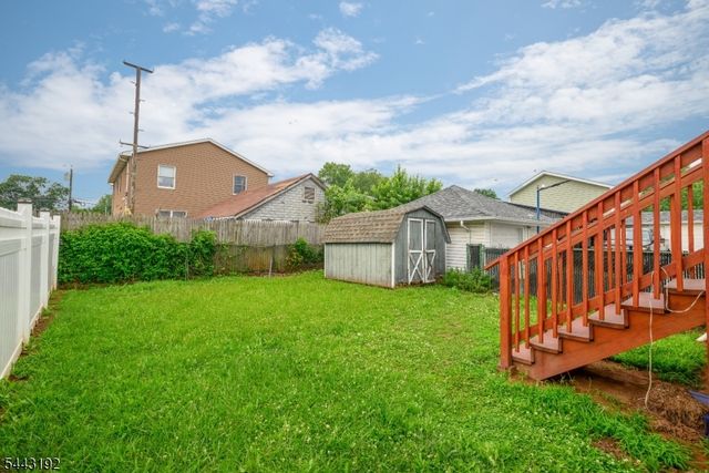 710 Mcgillvray Pl, Linden City, NJ 07036
