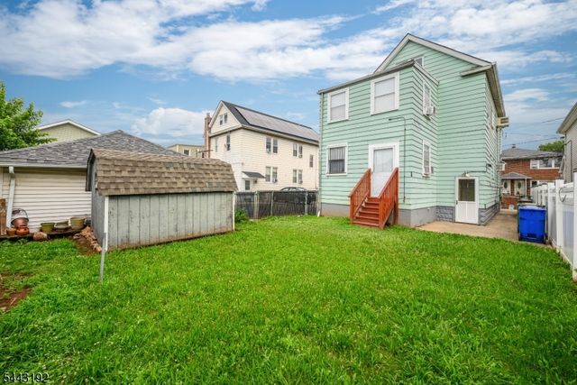 710 Mcgillvray Pl, Linden City, NJ 07036