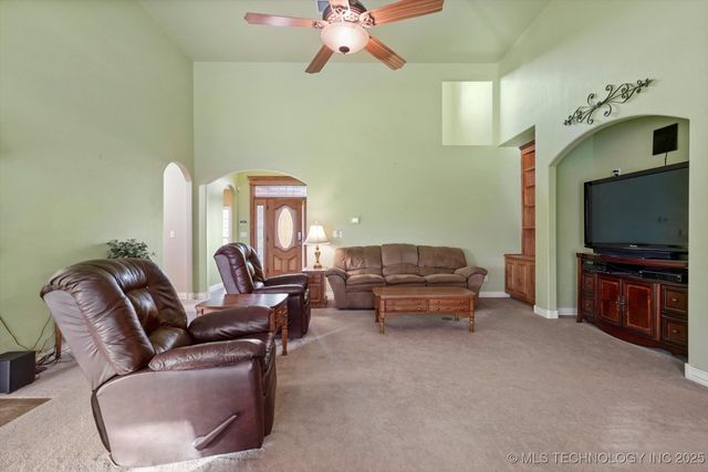 40040 N 3988 Road, Collinsville, OK 74021