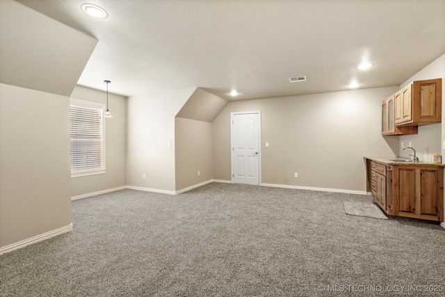 40040 N 3988 Road, Collinsville, OK 74021