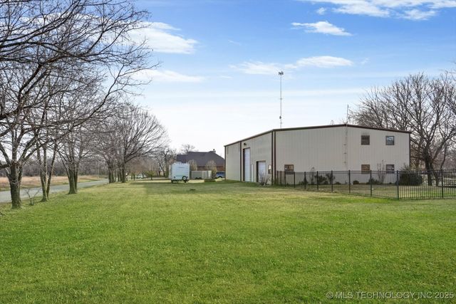 40040 N 3988 Road, Collinsville, OK 74021