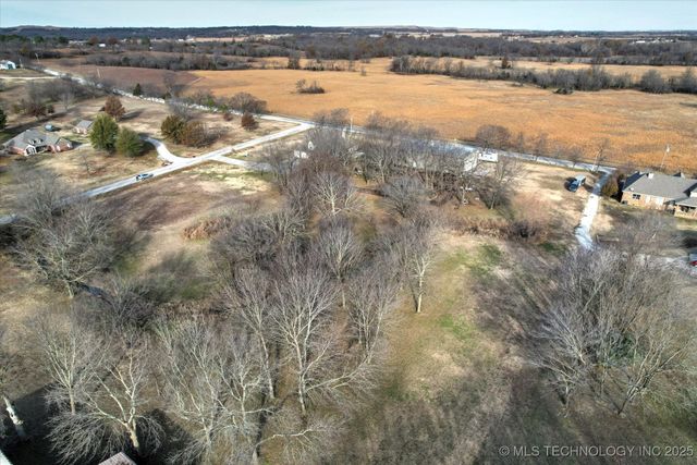 40040 N 3988 Road, Collinsville, OK 74021