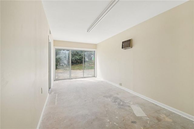 1061 Retner Drive SW, Mableton, GA 30126