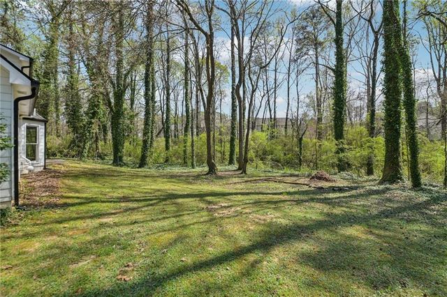 1061 Retner Drive SW, Mableton, GA 30126