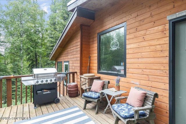 3868 Ridgeview Drive, Fairbanks, AK 99709