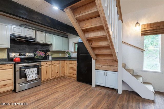 3868 Ridgeview Drive, Fairbanks, AK 99709