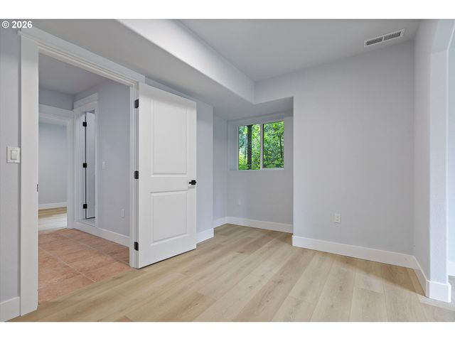 27741 Se WALLACE Rd, Estacada, OR 97023