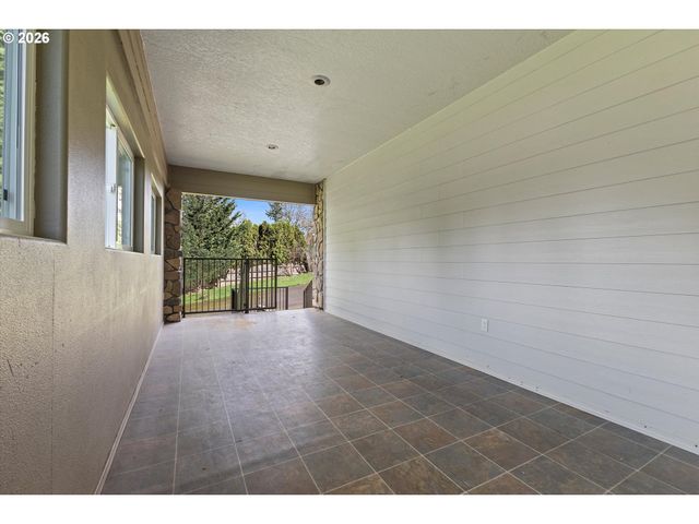 27741 Se WALLACE Rd, Estacada, OR 97023