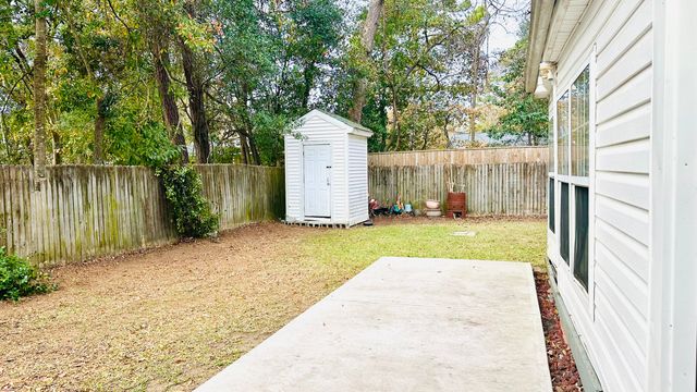 1532 W Robinhood Drive, Charleston, SC 29407