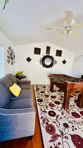 1532 W Robinhood Drive, Charleston, SC 29407