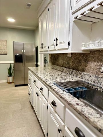 1532 W Robinhood Drive, Charleston, SC 29407