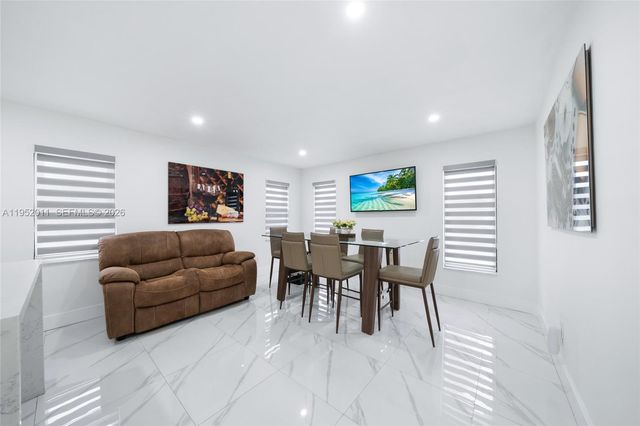 1310 SW 78th Ave, Miami, FL 33144