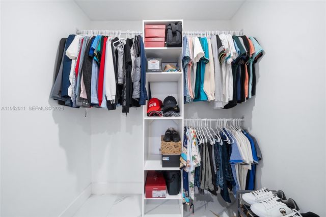 1310 SW 78th Ave, Miami, FL 33144