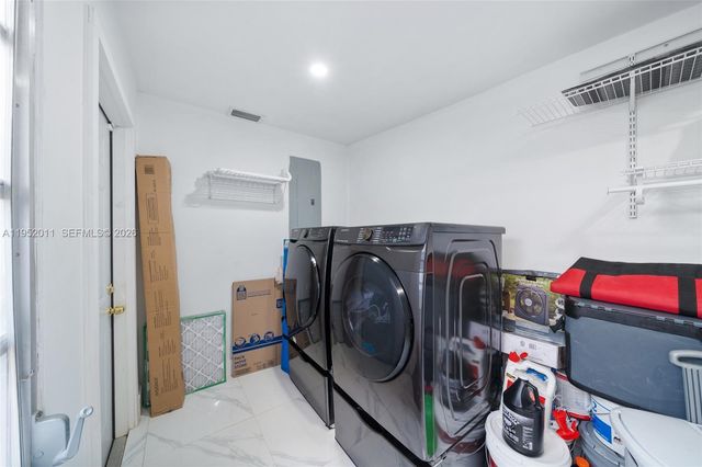 1310 SW 78th Ave, Miami, FL 33144