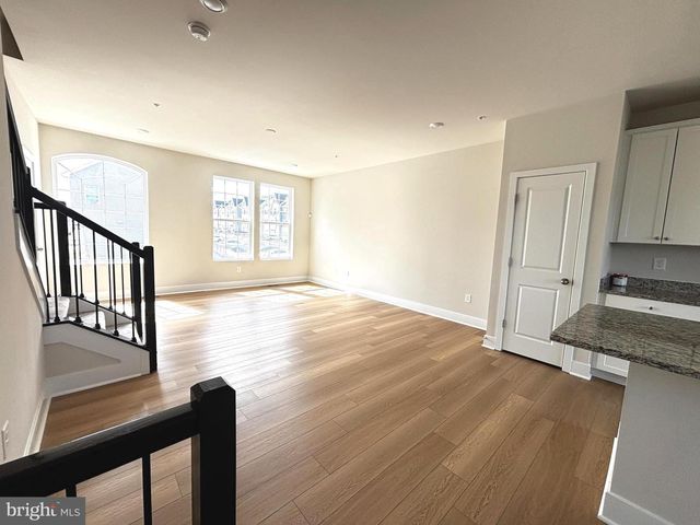 1454 CLINGMANS DOME DR, Frederick, MD 21702