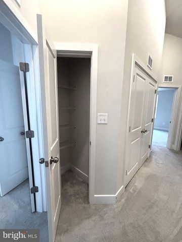 1454 CLINGMANS DOME DR, Frederick, MD 21702